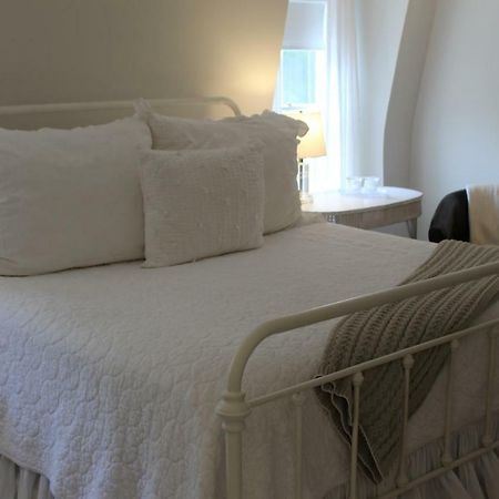 Federal House Inn Lee Eksteriør billede