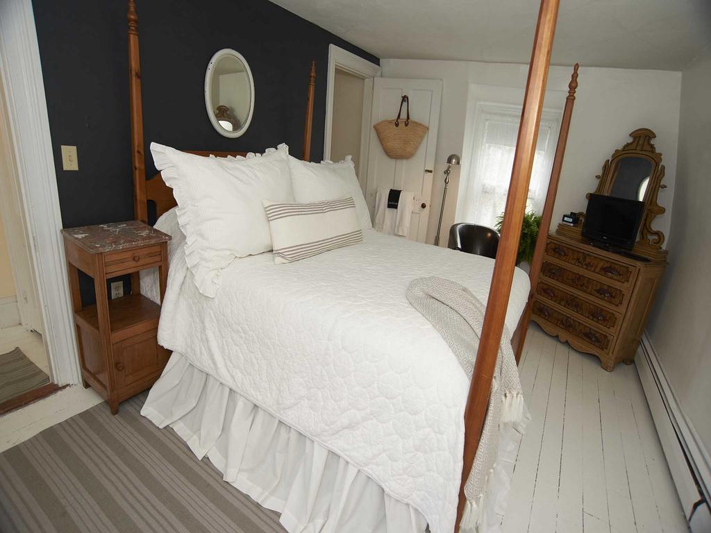 Federal House Inn Lee Eksteriør billede