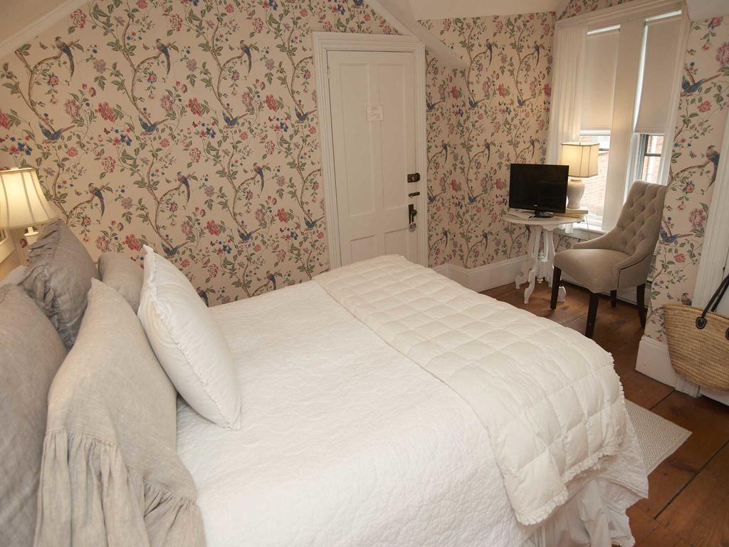 Federal House Inn Lee Eksteriør billede