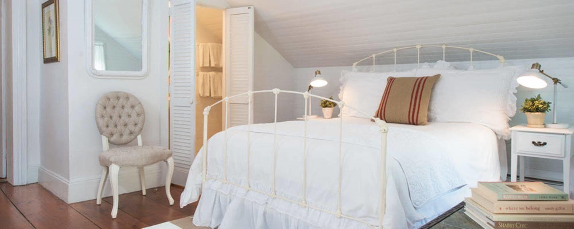 Federal House Inn Lee Eksteriør billede