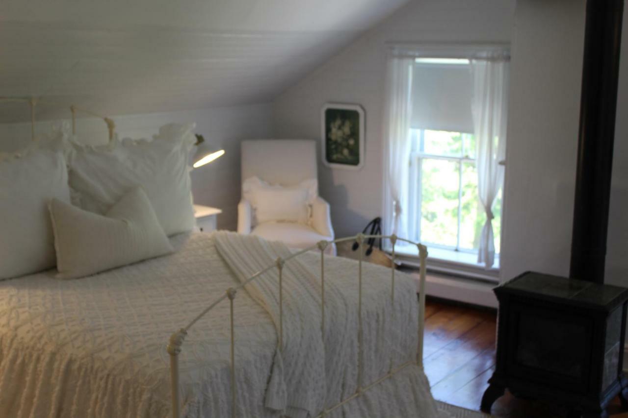 Federal House Inn Lee Eksteriør billede